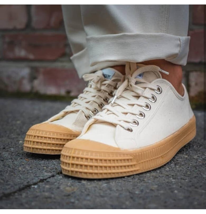 Спортни обувки  STAR MASTER 91 - цвят 99 бежов - размер 44 - колекция лято 2020 Novesta