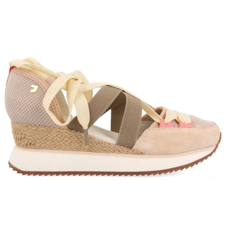 Спортни обувки Samobor с велур и отвори Gioseppo