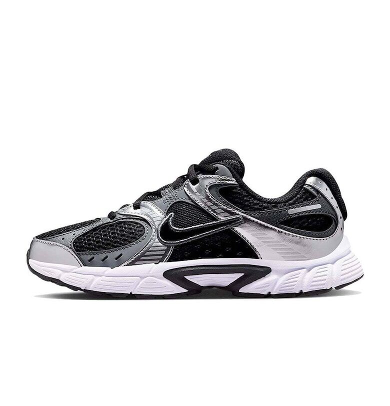 Спортни обувки  V5 RNR JR HQ6411-001 - Момчета - Черен Nike