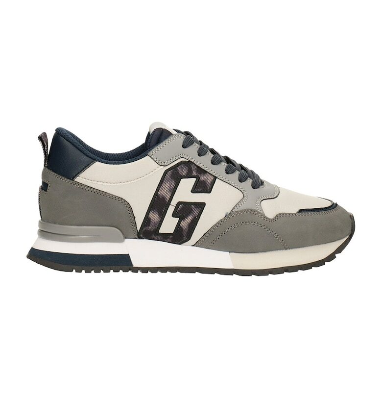 Спортни обувки с цветен блок и лого GAP