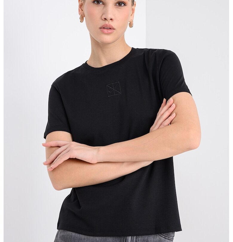 Стандартна тениска - Черен CALVIN KLEIN