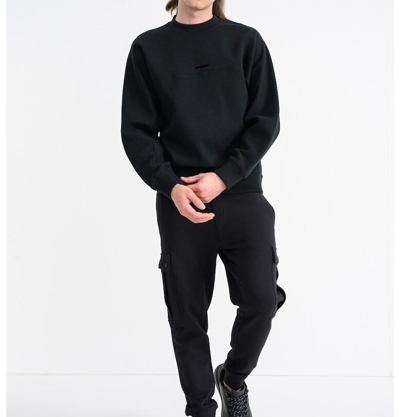 Суитшърт с овално деколте - Черен BOSS