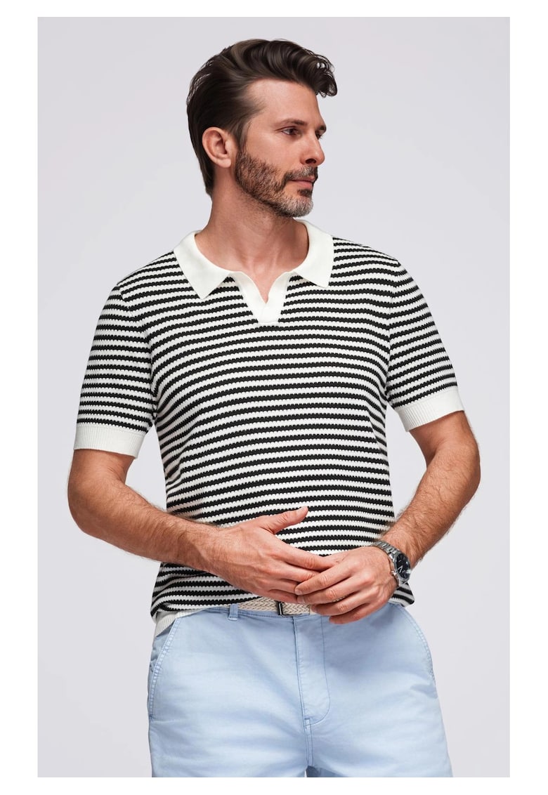 Тениска от вискоза на райета OM-POSS-0161 - Черен OMBRE