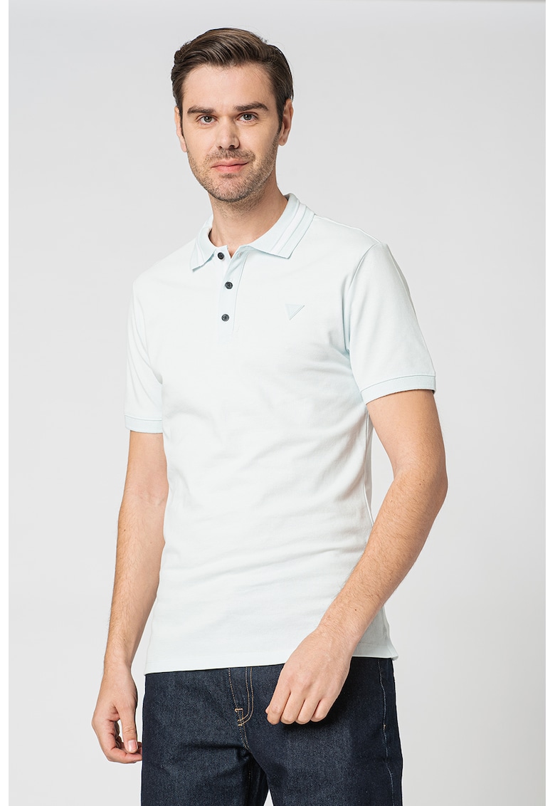 Тениска от пике с триъгълно лого GUESS