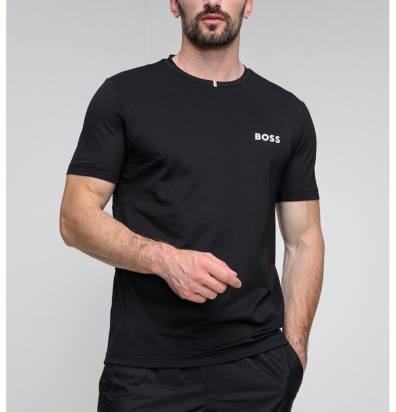 Тениска с контрастно лого - Черен BOSS