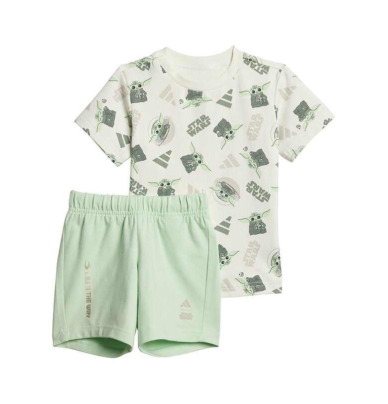 Тениска с памук и къс панталон с принт на Star Wars - Бледозелен/Мръснобял adidas Sportswear