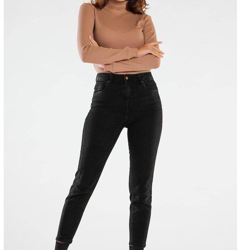 Тясна блуза с висока яка - InfiniteYou