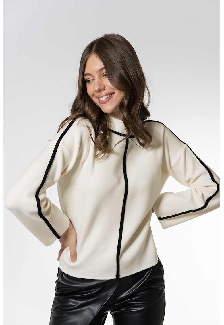 Фино плетен пуловер Debra с паднали ръкави - Крем Hermosa