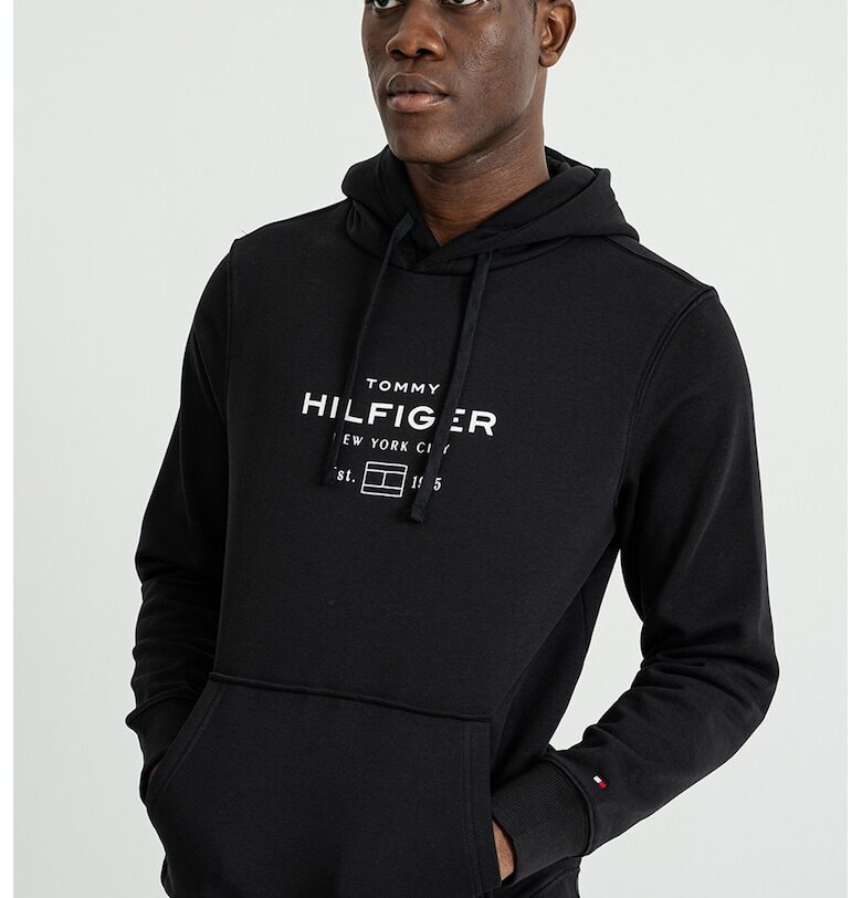 Худи с лого и джоб кенгуру - Черен Tommy Hilfiger
