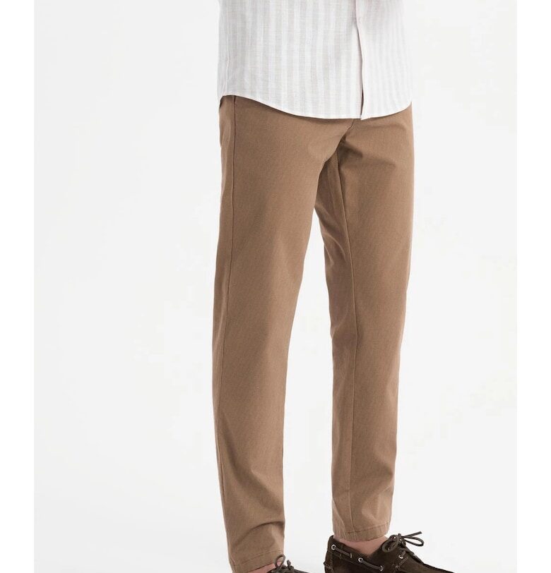 Чино панталон REGULAR FIT с нежна текстура  OM-PACP-0184 - Тъмнобежово OMBRE