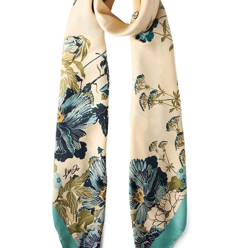 Шал с шарка Liu Jo