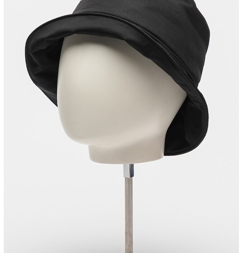 Шапка с лого OFF-WHITE