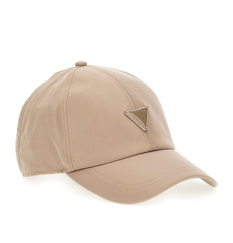 Шапка с пришито лого GUESS