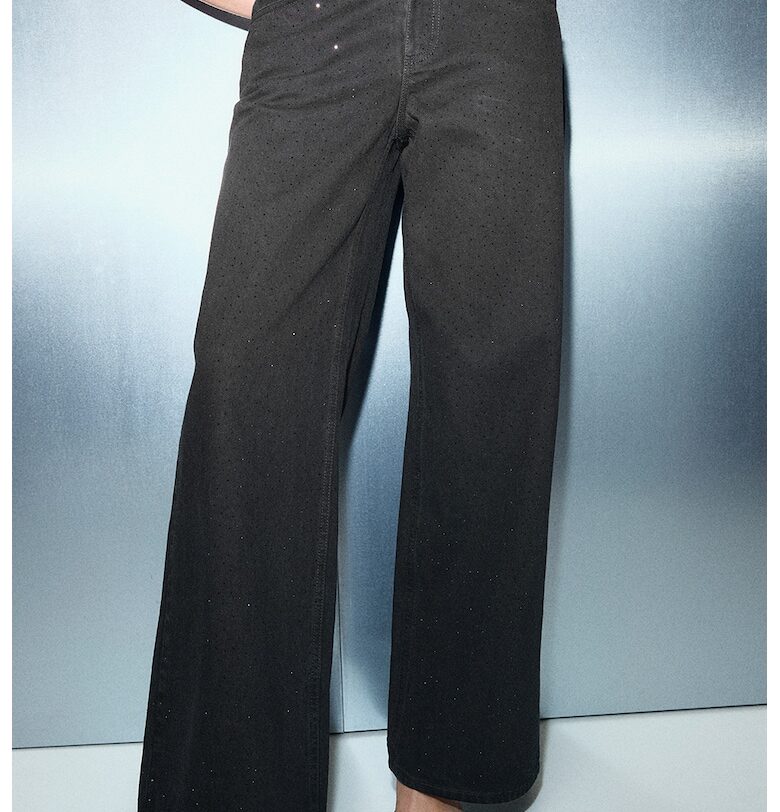 Широки дънки с декоративни камъни - Черен Mango