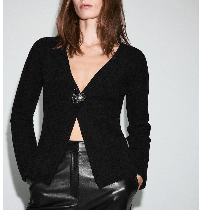 Шпиц пуловер - Черен Mango