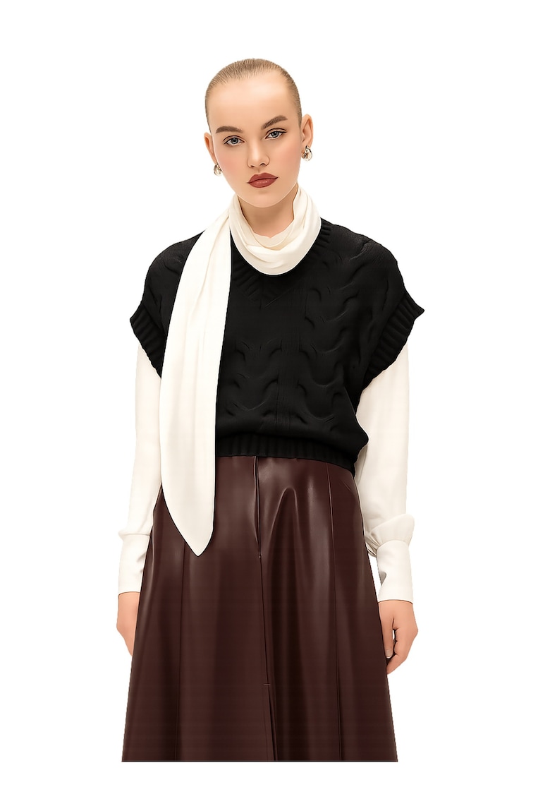 Шпиц пуловер с къси ръкави - Черен Marc Ellis