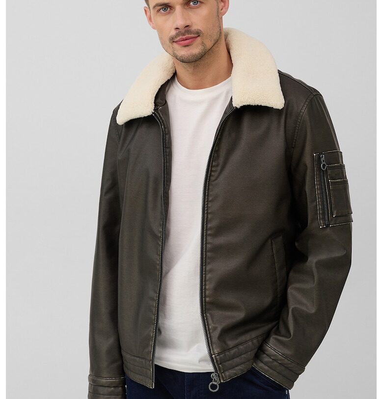 Яке от еко кожа - Тъмнокафяв sOliver