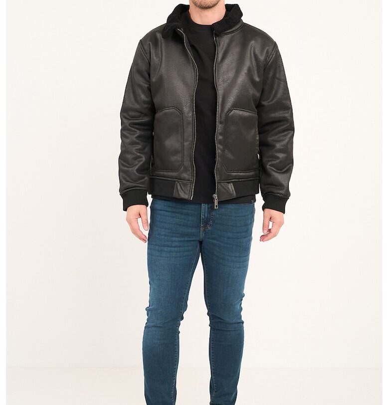 Яке от еко кожа с предни джобове - Черен Lee Cooper