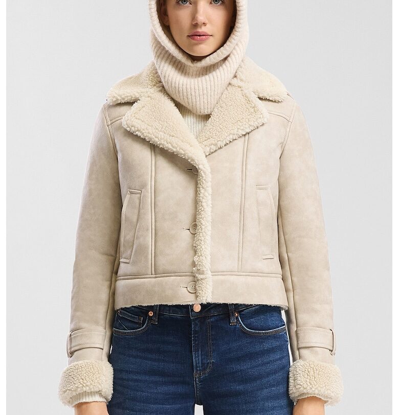 Яке с джобове встрани - Светло бежово QS