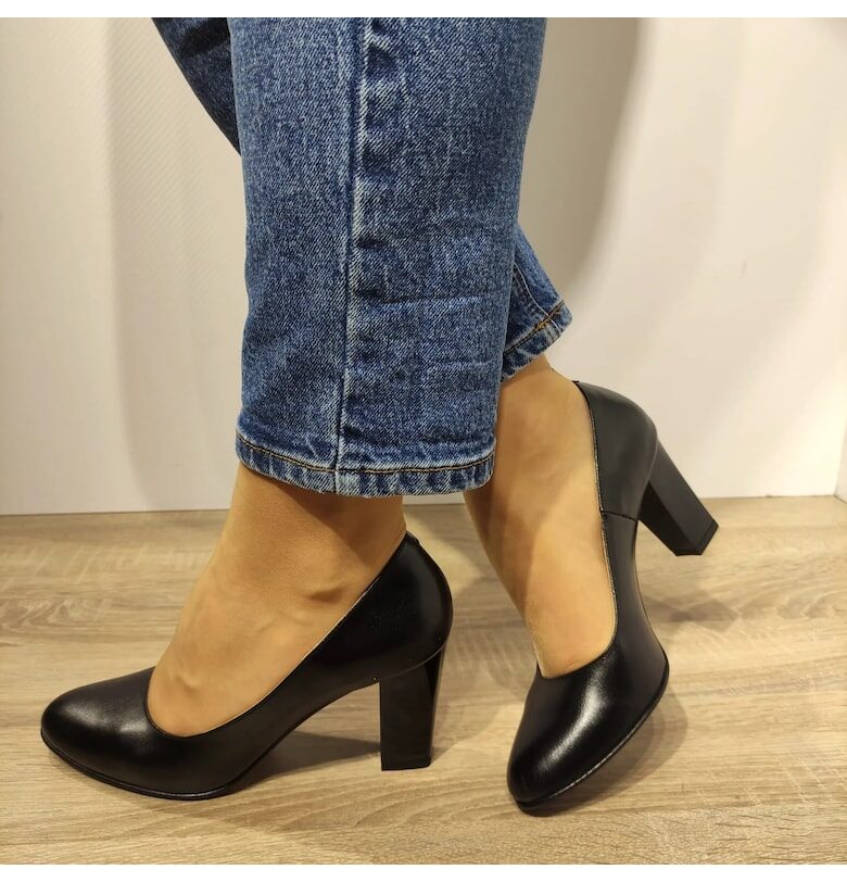 2500 Елегантни дамски обувки черни - черни - Черен Antonio