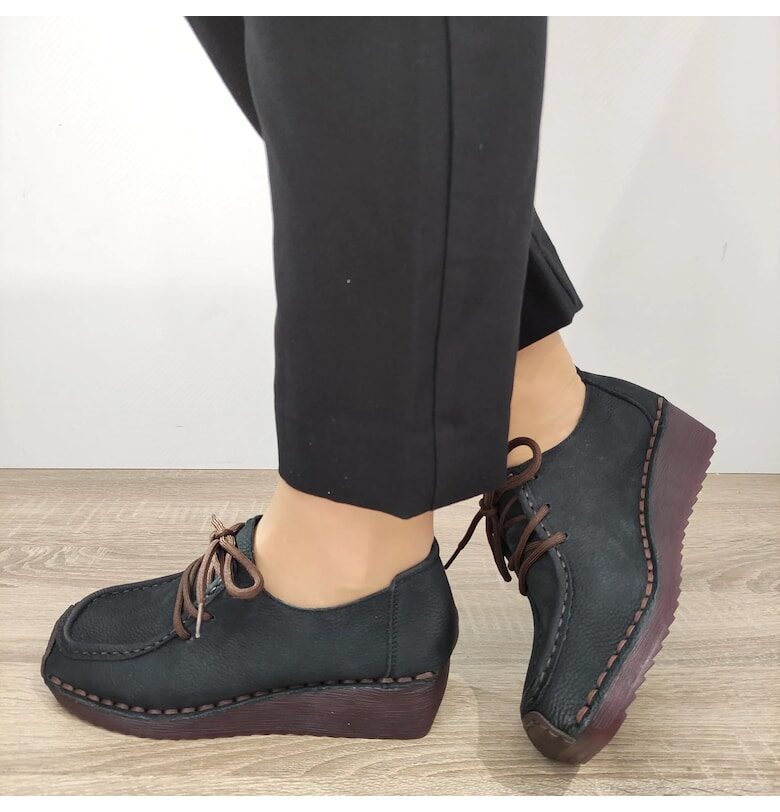 33196Wtp Дамски перфорирани обувки черни - черни - Черен FORMAZIONE