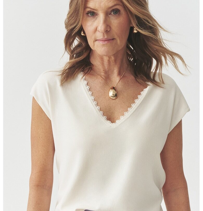 Блуза с къси ръкави и шпиц - Мръснобял Tatuum