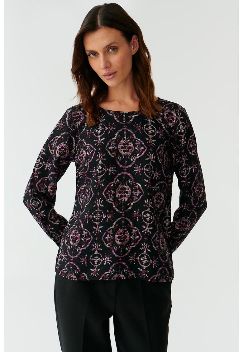 Блуза с овално деколте и фигурална шарка - Черен/Виолетов Tatuum