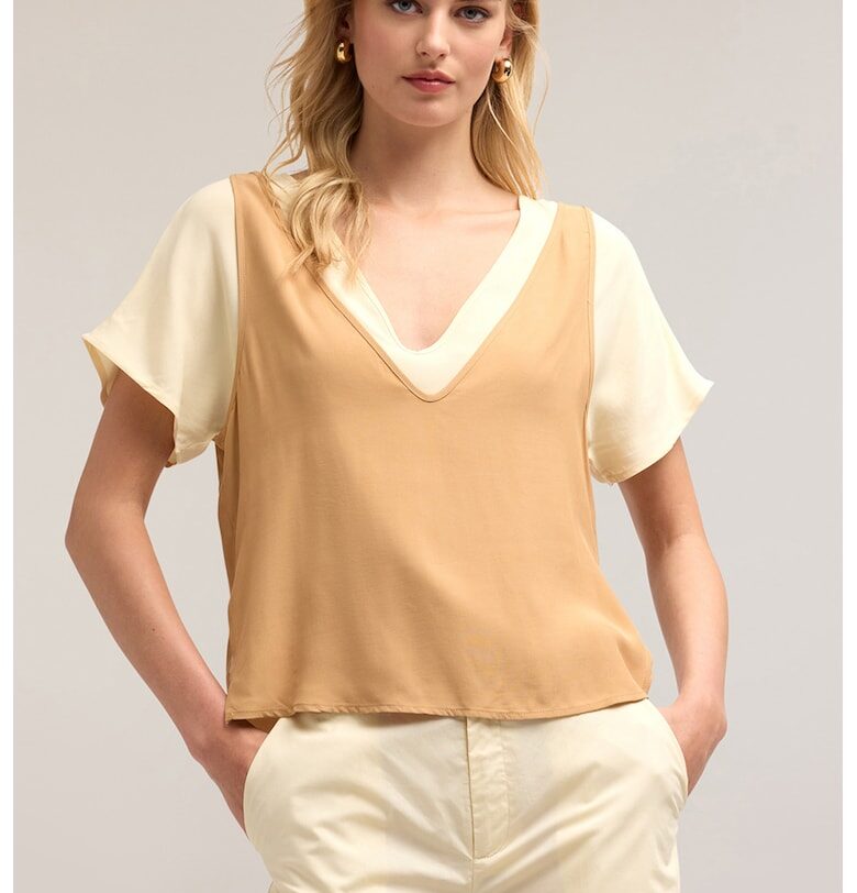 Блуза с шпиц - Карамел Motivi