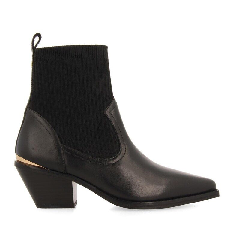 Боти Tapolca с кубински ток - Черен Gioseppo