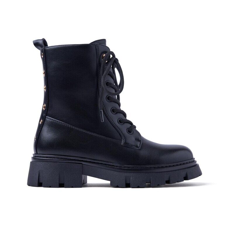 Боти от еко кожа с метални отвори - Черен Gioseppo