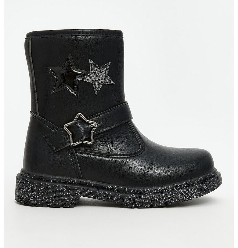 Боти с апликации звезди LC WAIKIKI