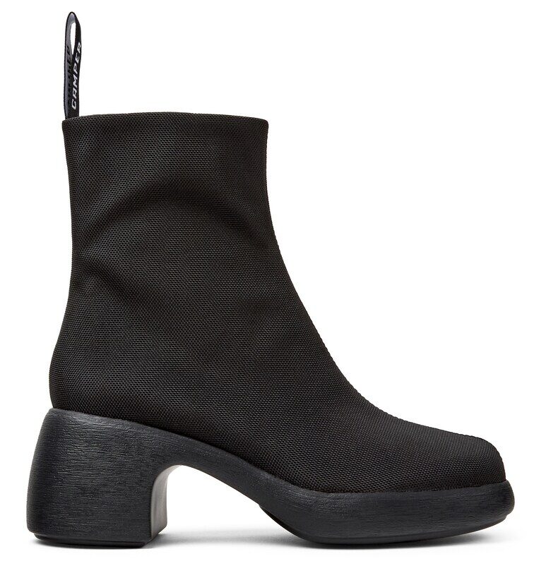 Боти с масивен ток Thelma II - Черен Camper