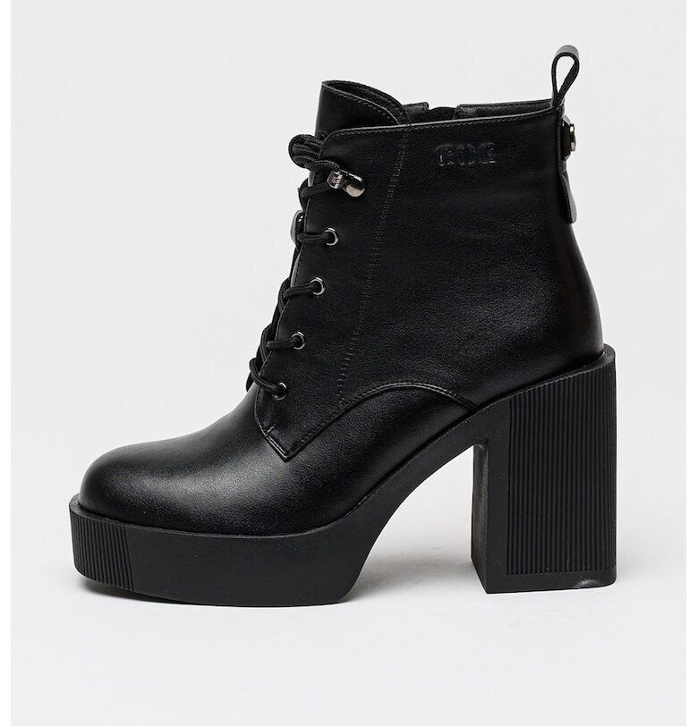 Боти с масивен ток - Черен GOE