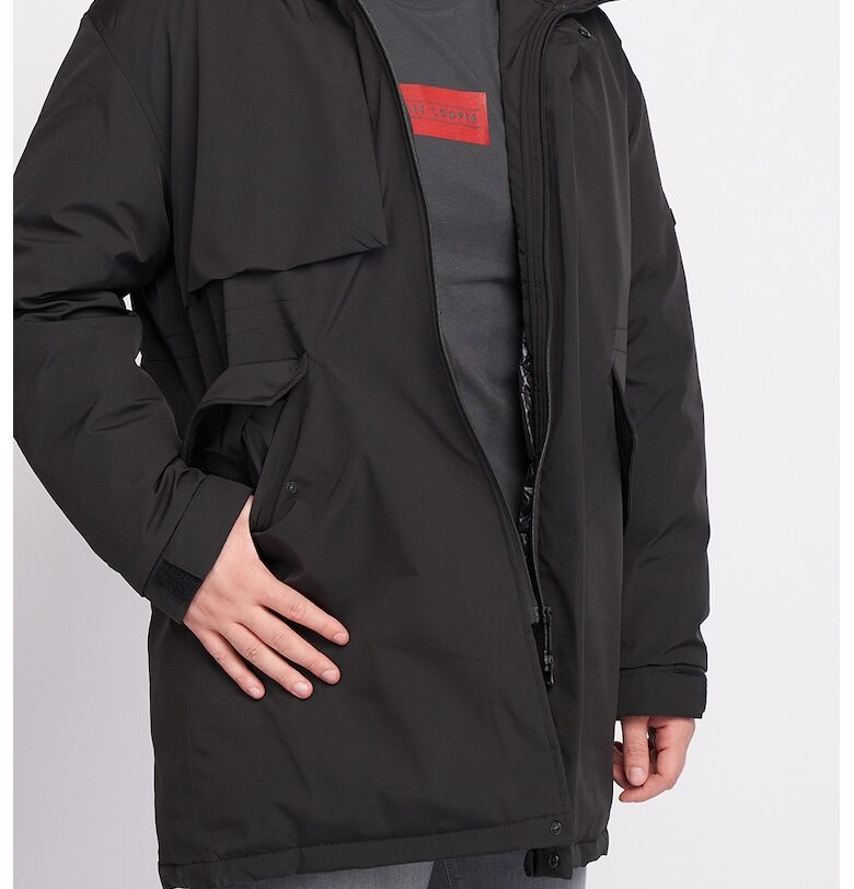 Ватирано зимно яке с качулка - Черен Lee Cooper