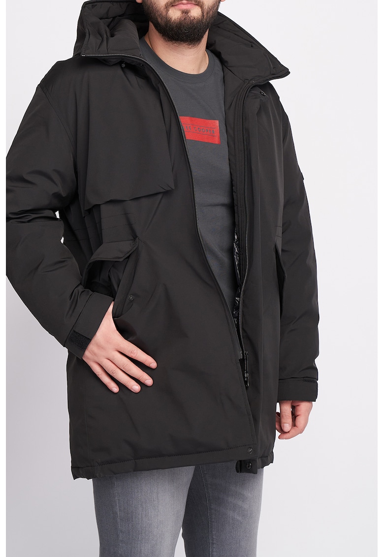 Ватирано зимно яке с качулка - Черен Lee Cooper