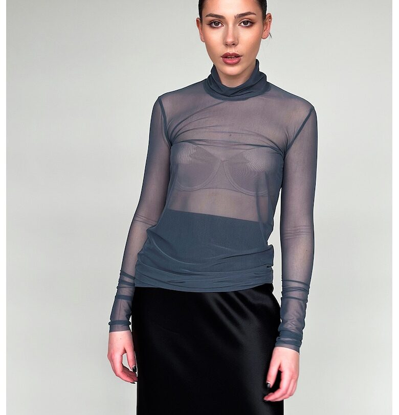 Вталена ефирна блуза с яка - Въглен сиво concept A trois