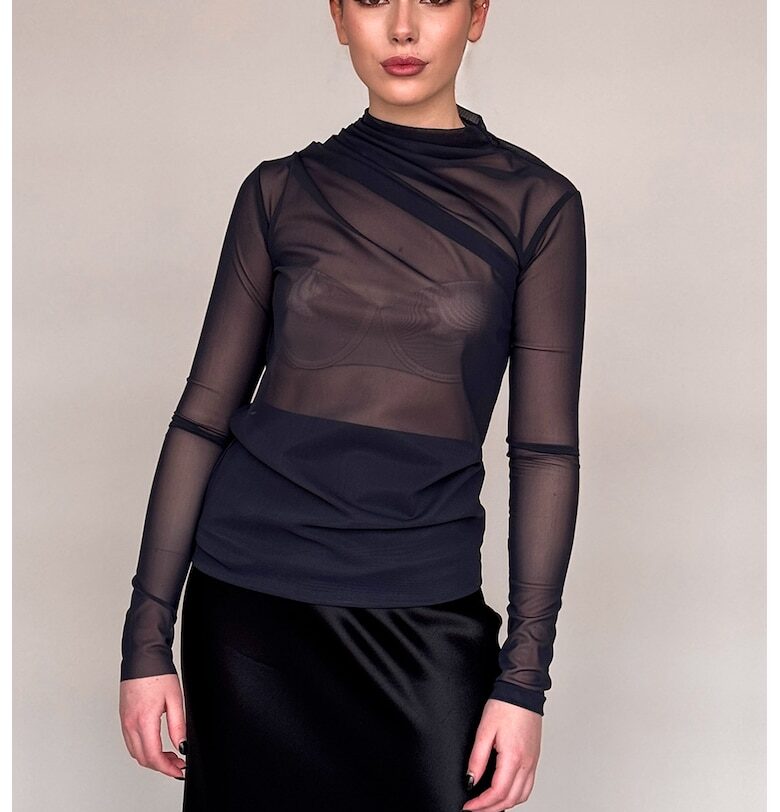 Вталена ефирна блуза с яка - Черен concept A trois