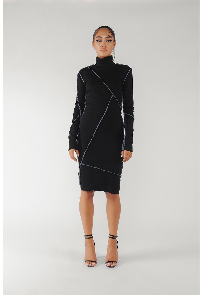 Вталена памучна рокля с контрасти - Черен Cactus the Brand