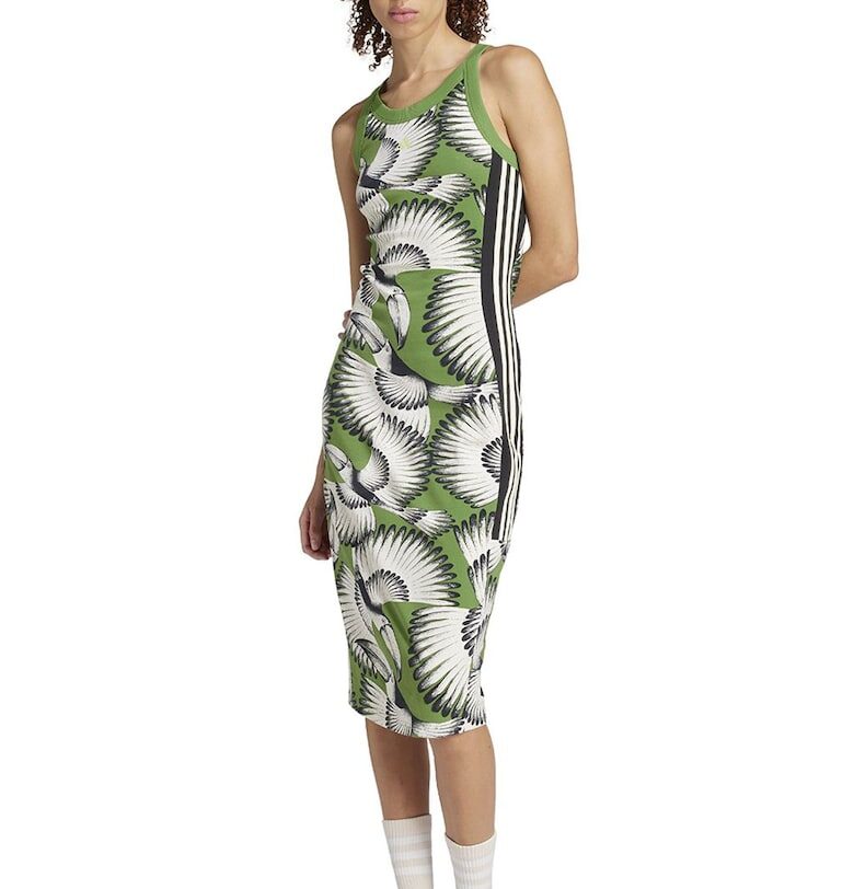 Вталена рокля FARN - Бял/Зелен adidas Sportswear