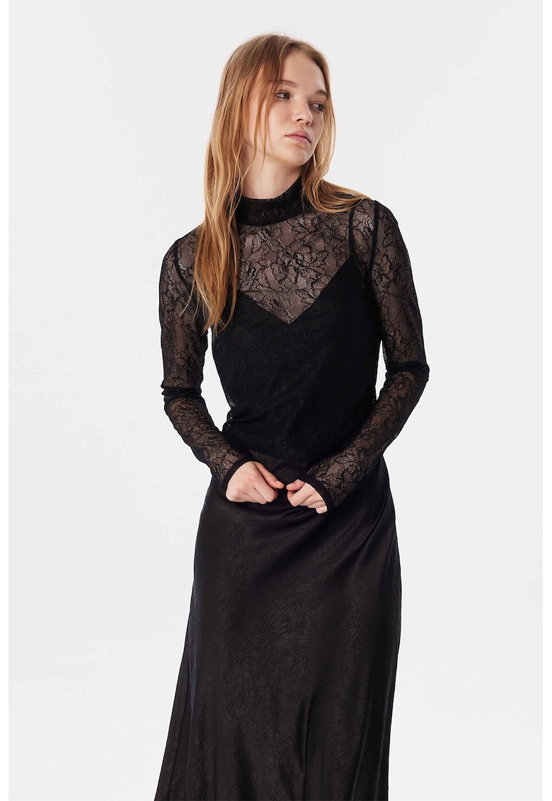 Вталена рокля - Черен TWIST