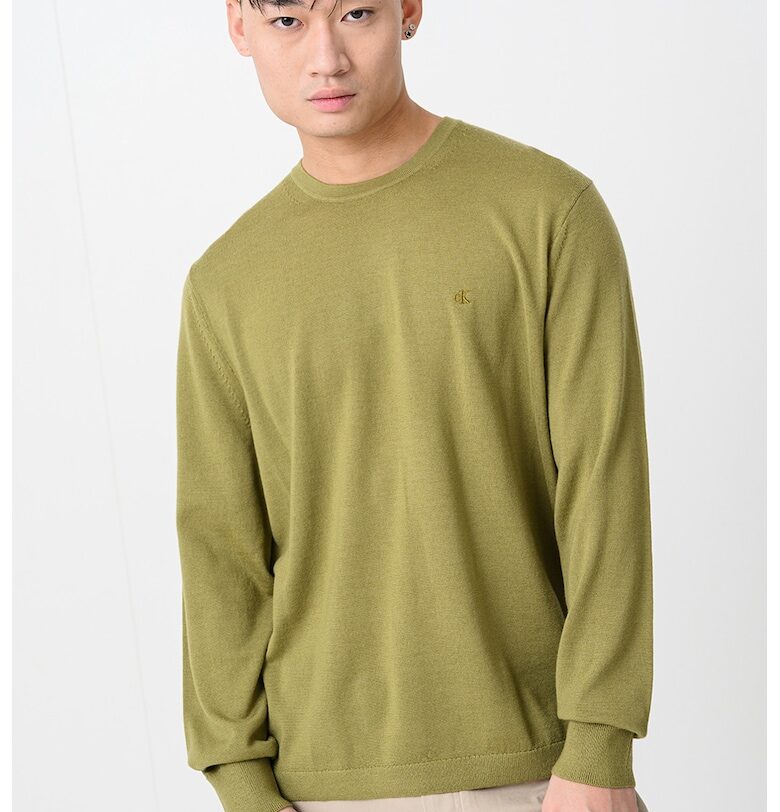 Вълнен пуловер с овално деколте - Маслинено зелено CALVIN KLEIN