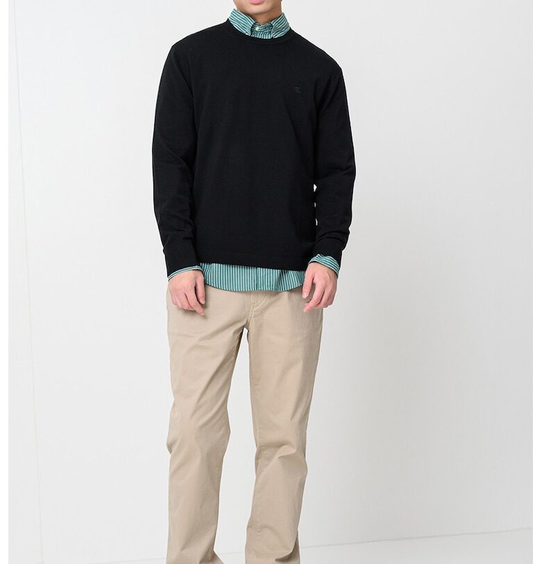 Вълнен пуловер с овално деколте - Черен CALVIN KLEIN