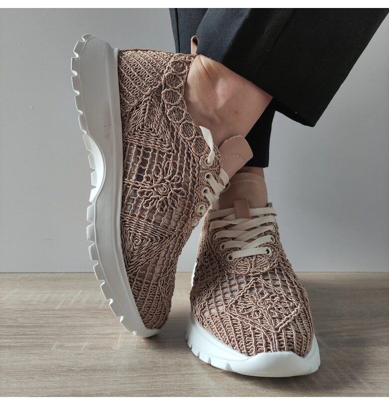 Дамски Ежедневни Перфорирани Обувки  303 - Taupe - Бежов DOGATI