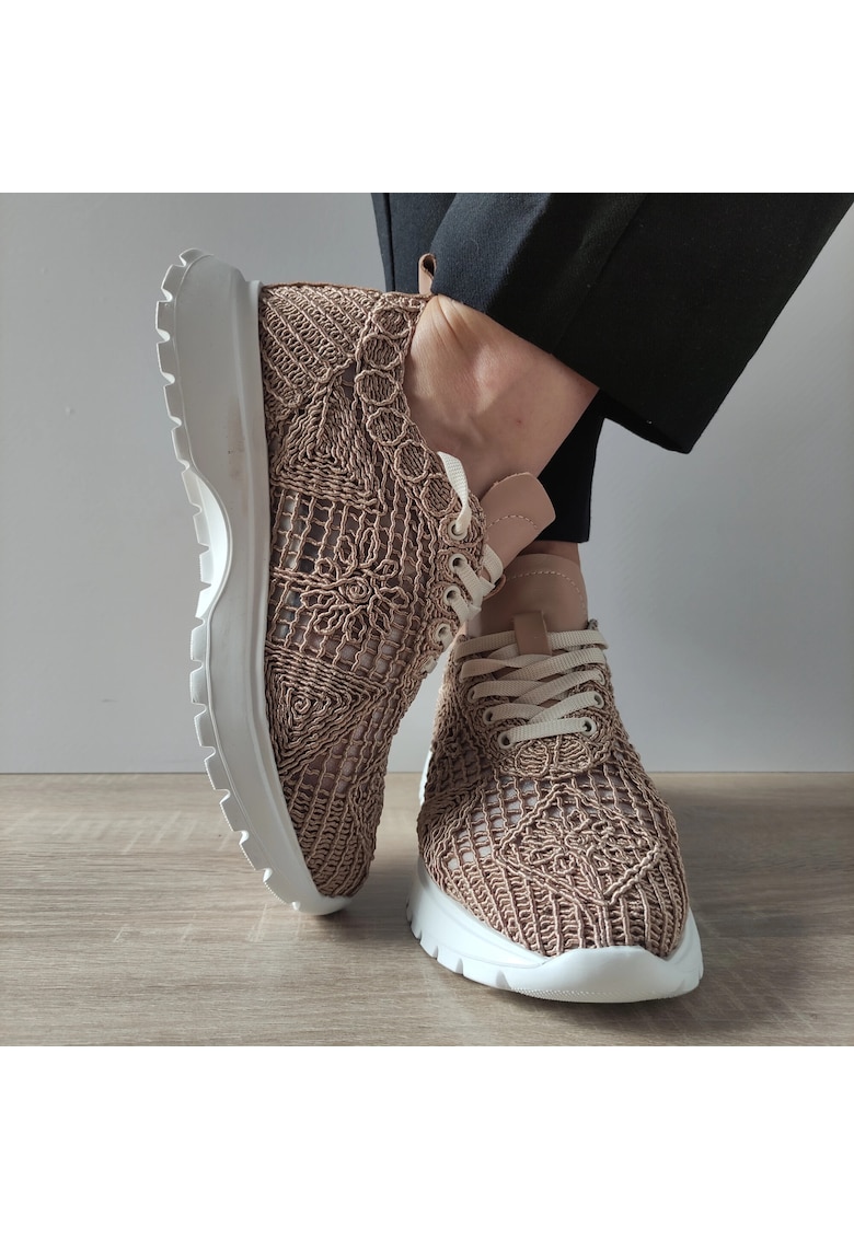 Дамски Ежедневни Перфорирани Обувки 303 - Taupe - Бежов DOGATI