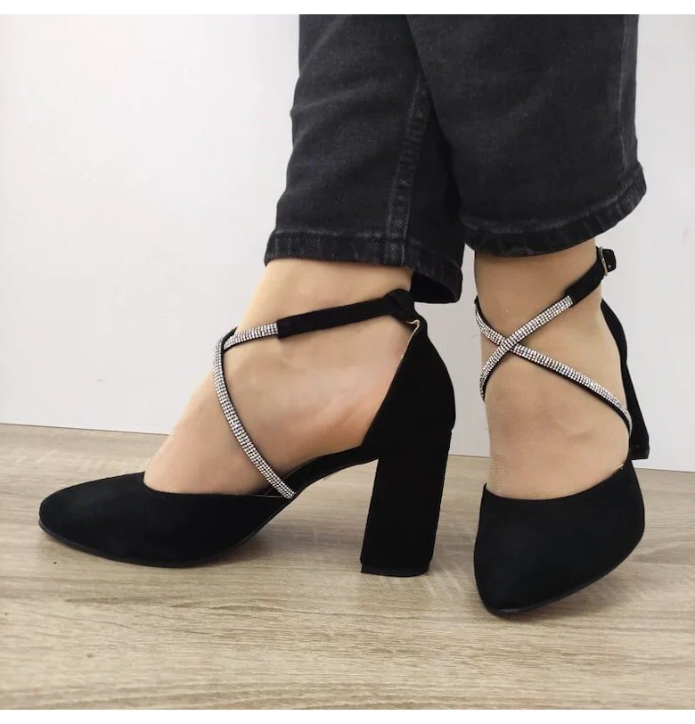 Дамски Обувки  3671-3 - Изрязани - Елегантни - Черни Велур - Черно - Черен PERLLA