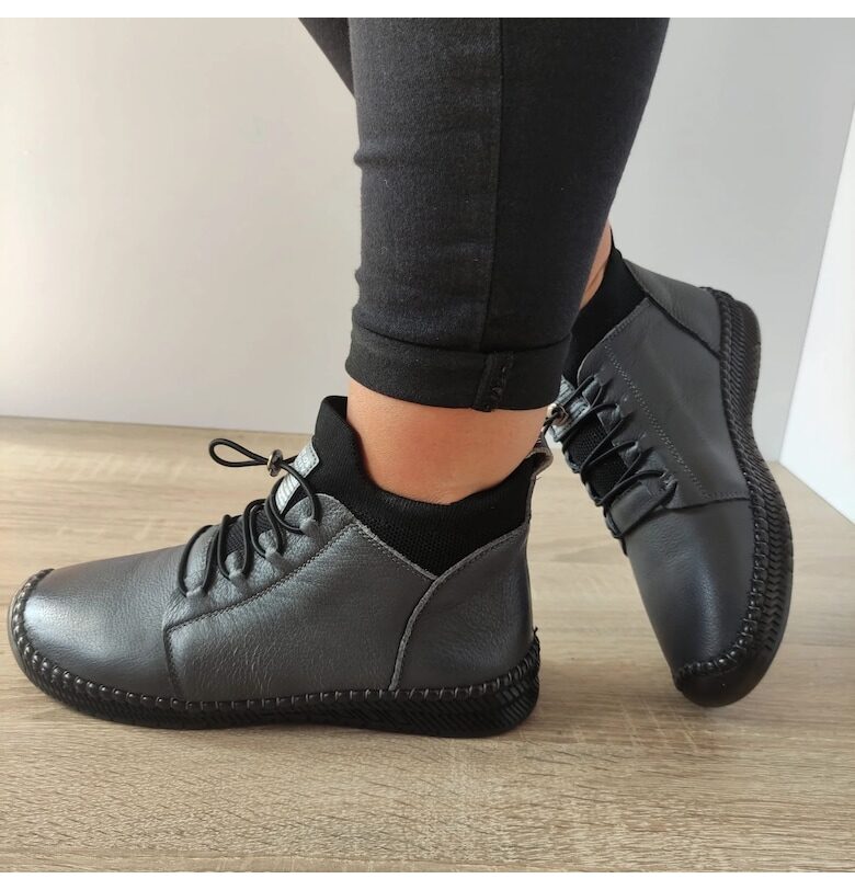 Дамски боти  B061 - - Черен FORMAZIONE