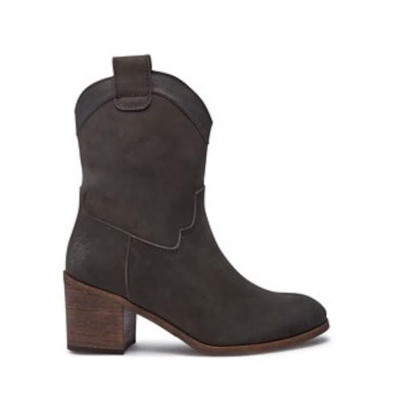 Дамски ботуши Fly London