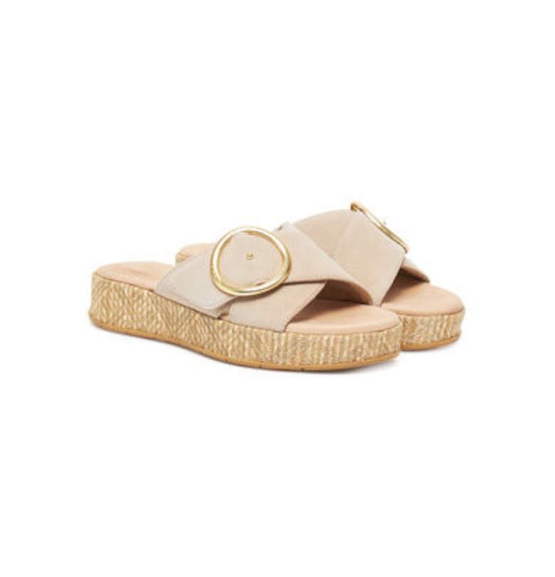 Дамски джапанки - 8-87207-44 400 -  Естествена кожа - Бежов Tamaris