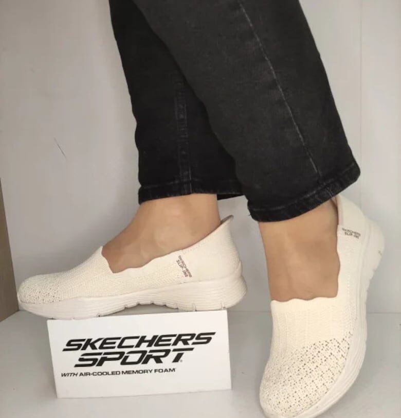 Дамски ежедневни обувки  158980 Ofwt - бели - Skechers