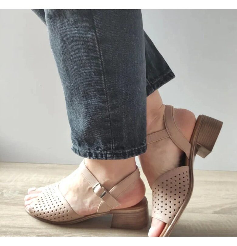 Дамски ежедневни сандали  160028C 03-N Бежов - Бежов - Бежов Pass